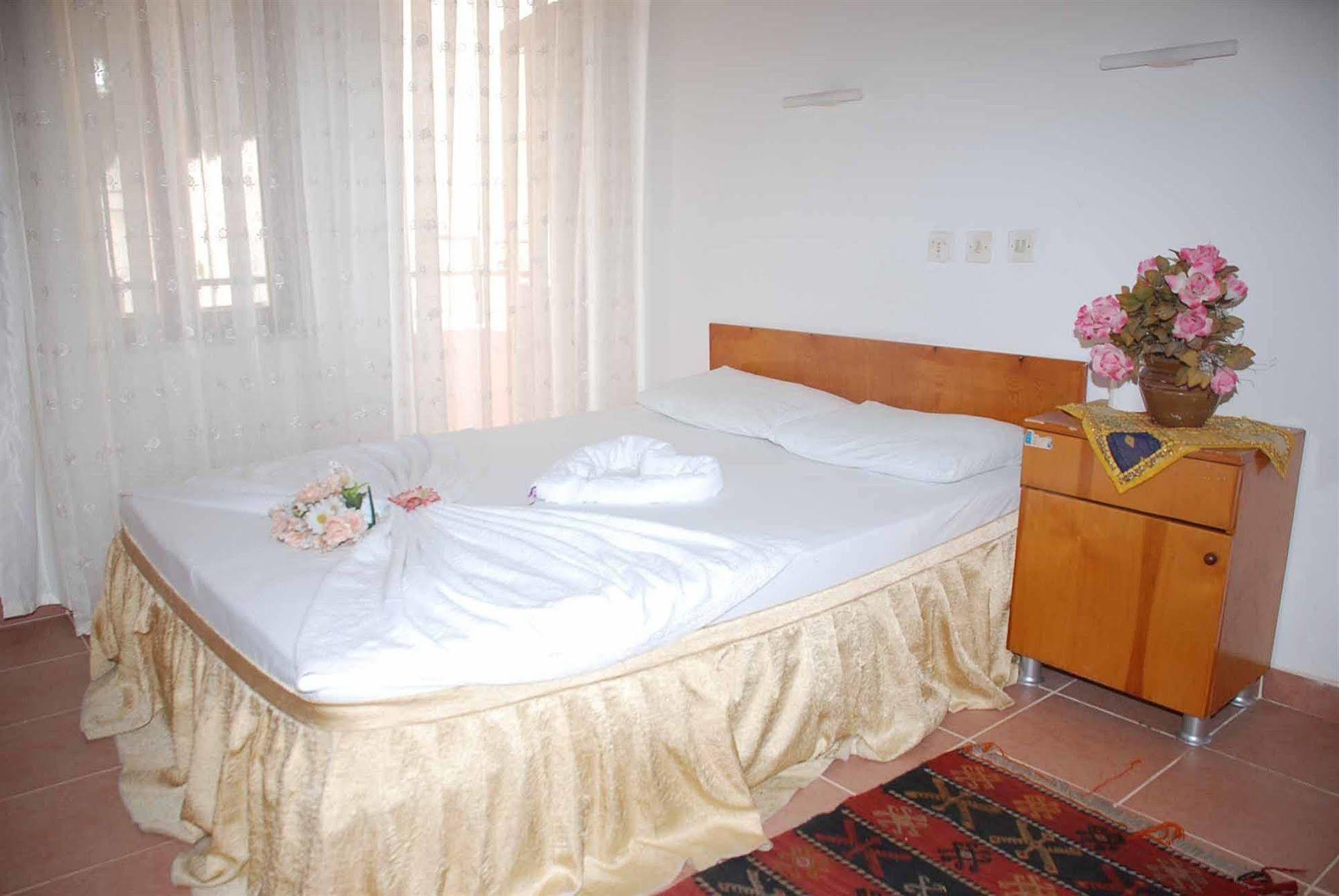Ani Pension Hotel Kaş Buitenkant foto